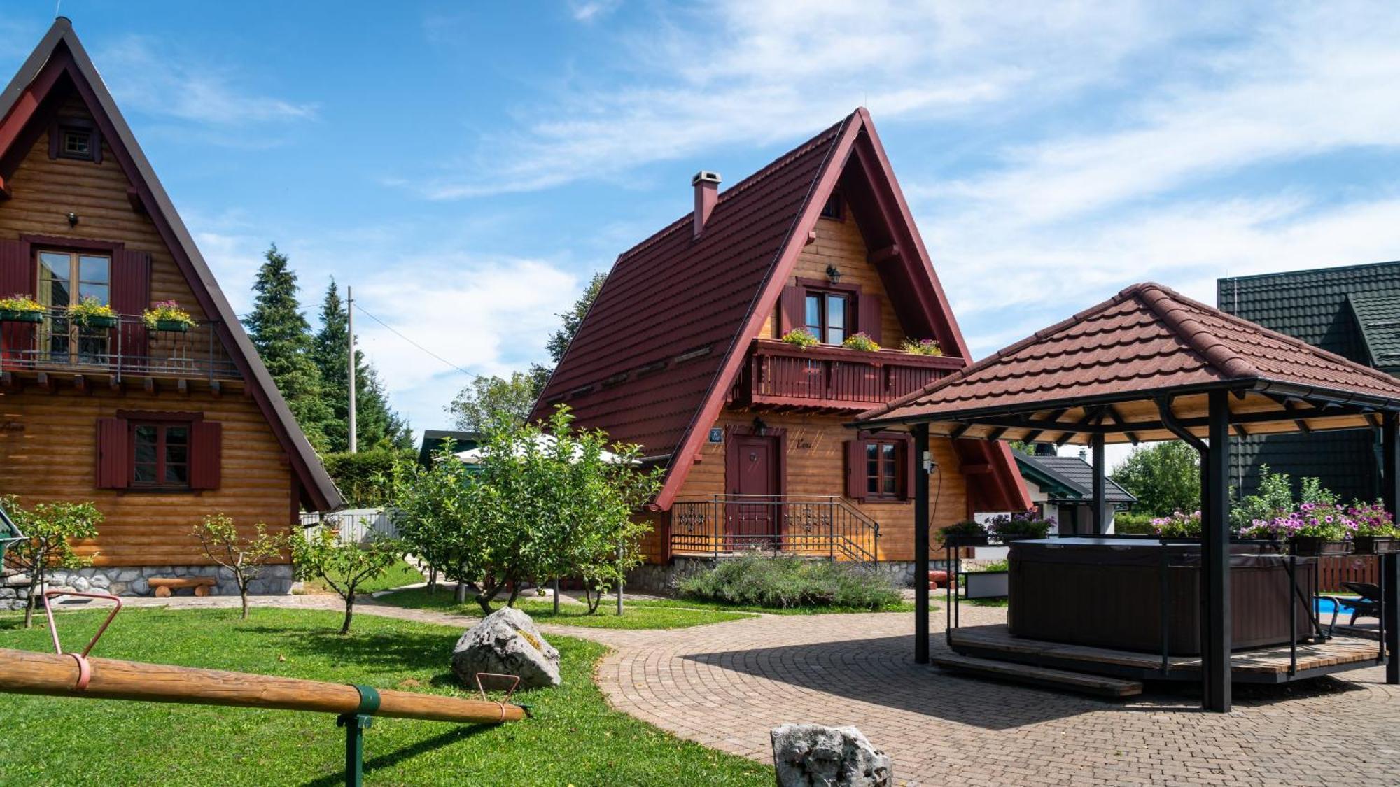 Chalets Runolist Църни Луг Екстериор снимка